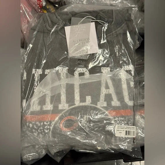 NEW - Gameday Couture Chicago Bears oversized sweatshirt - Picture 6 of 6